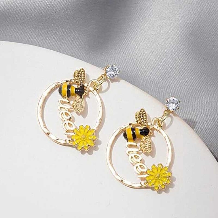 Accessories Kawaii Therapy | Kawaii Daisy Flower Petal Earrings Limited Edition