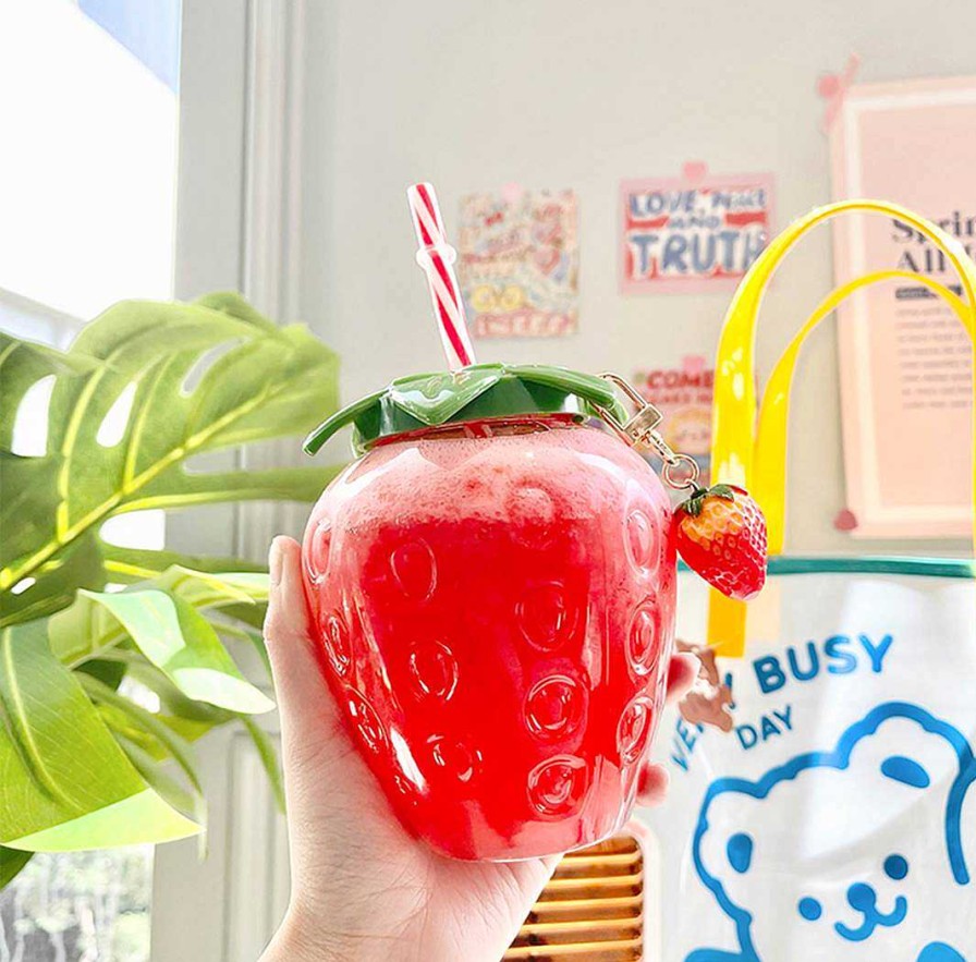 Bottles Kawaii Therapy | Kawaii Plastic Cup (500Ml) Strawberry